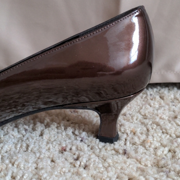 Stuart Weitzman open toe heel - Picture 3 of 8